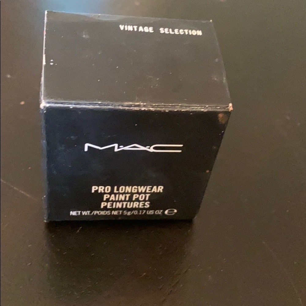 Concealer - Picture 3 of 3